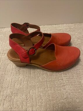 Dansko Mary Jane Red Leather Ankle-Strap Clogs - Size 39